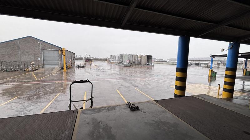 To Let Commercial Property for Rent in Killarney Gardens Western Cape